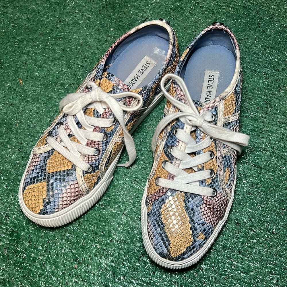 Steve Madden - Platform Sneakers - MultiColor Snake Print - Size 7